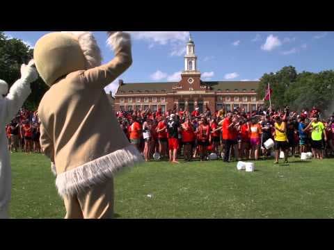 Stan Clark of Eskimo Joe's accepts the Ice Bucket Challenge — Oklahoma State