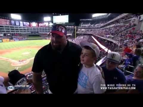Fan Catches and Misses a Foul Ball with Jim Knox — Texas Rangers